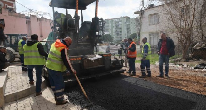 Şemikler ve Fikri Altay mahallelerine asfalt yama ve kaplama