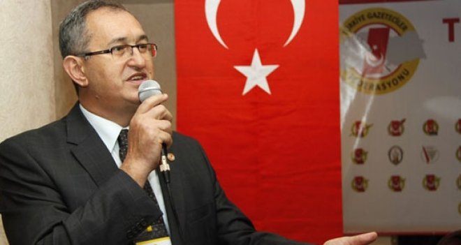 Sertel: Derhal gazeteciler serbest bırakılsın
