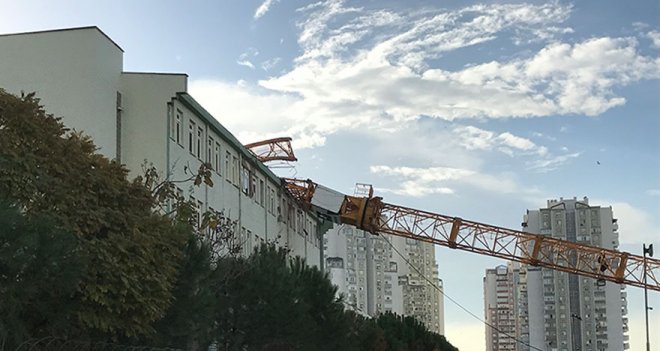 Sertel: Vinç kazasına neden olan firma velilerden ve öğrencilerden özür dilemelidir