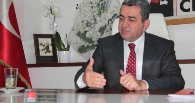 Serter: CHP'yi ağzına desturla al