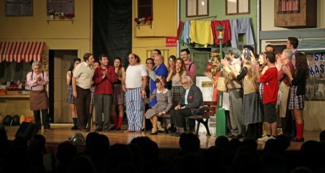 Sevgi Müzikali Karşıyakalılar'ı büyüledi