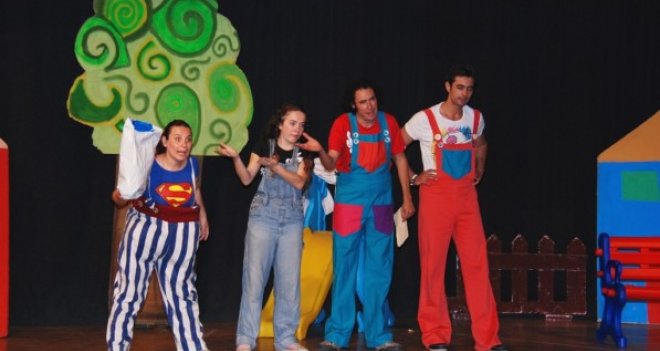 Sıcakkan'da perde hiç kapanmıyor