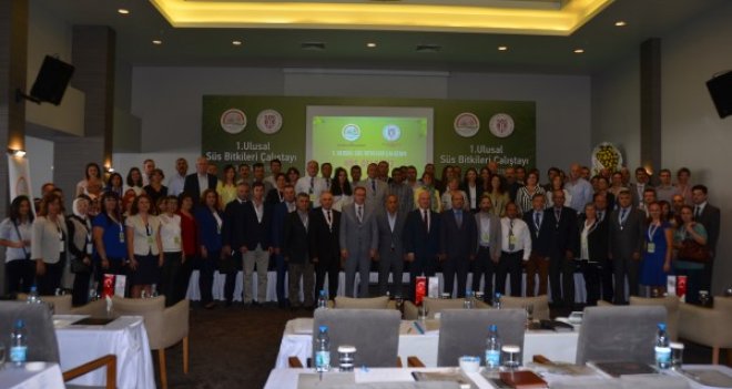 Süs Bitkileri Çalıştayı Çeşme’de başladı