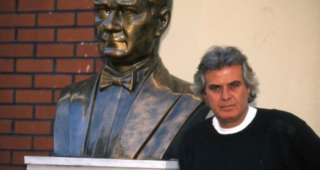 Tarık Akan, Karşıyaka’da ölümsüzleşiyor