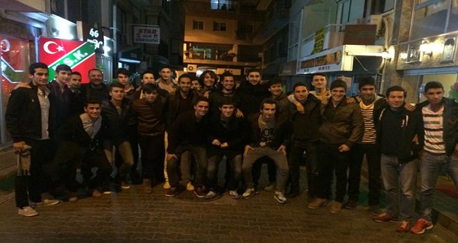 Toker, Karşıyaka U-19 futbol takımını ağırladı...
