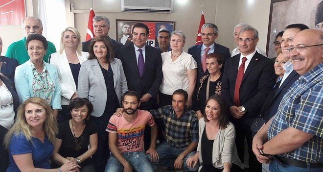 Toprak CHP Karşıyaka'yı ziyaret etti...