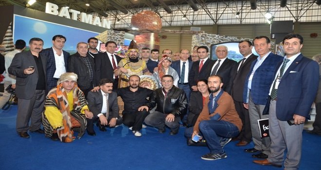 Travel Turkey İzmir Turizm Fuar’ında Batman şovu 