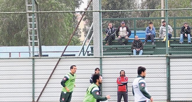 Tribünü hurda diye satan yöneticilere suç duyurusu...