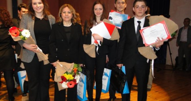 TÜBİTAK Türkiye finallerine İFK'nın iki projesi seçildi