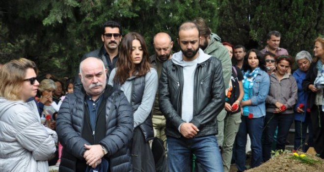 Tuncel Kurtiz, Edremit'te anıldı