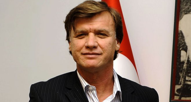 Turgut Uçar: Boş tribünlere oynamak zor olacak ama...