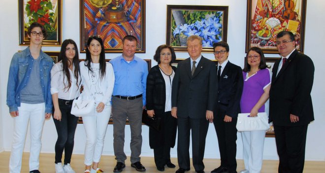 Türk kültürünü tuvale yansıttı