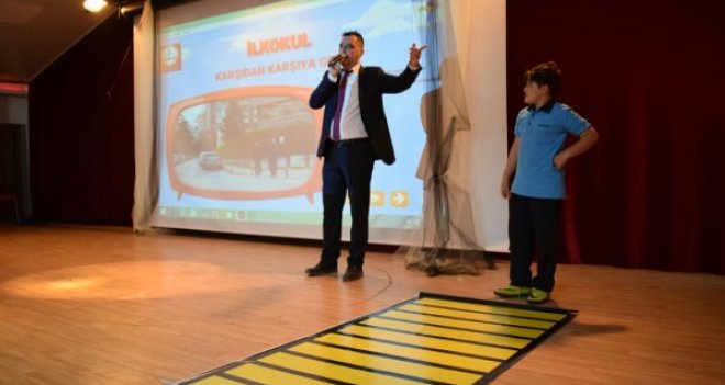 Türkiye'de 6,5 milyon öğrenci trafik kurallarını öğrenecek