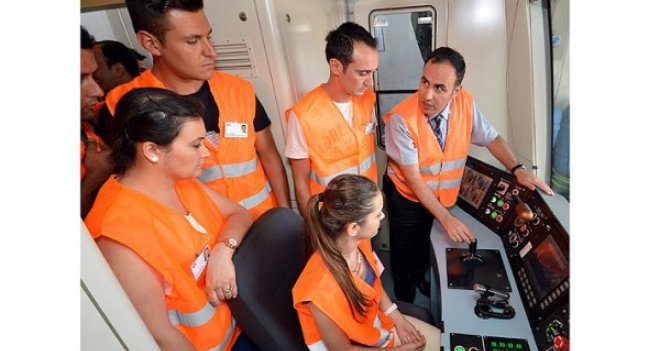 Türkiye'de ilk kez İzmir'de tren sürücülüğü eğitimi