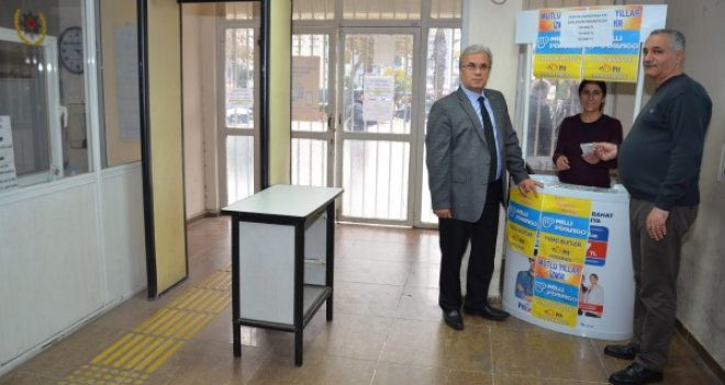 Umutlar PTT standındaki Milli Piyango biletlerinde