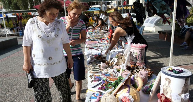 Üretici kadınlardan el emeği kermesi