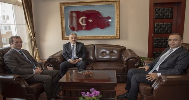 Vali Ayyıldız'dan Kaymakam Çalışır'a hayırlı olsun ziyareti