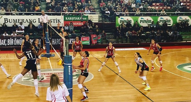 Voleybolda Kaf Kaf tecrübesizlik kurbanı...