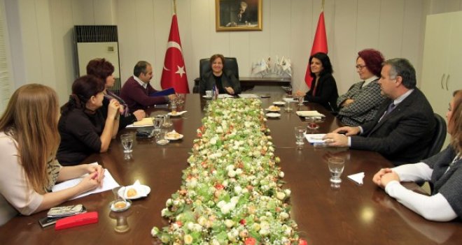 Yerel katılımda Konak örnek olmak istiyor