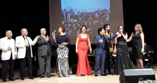 Zeki Müren Şarkılarını seslendirdiler 