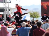  23 Nisan coşkusu Karşıyaka'yı sardı