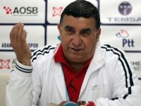  Ati Göksu: ''Sezon sonunda ligi yukarılarda bitirmek istiyoruz''