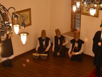  Emir Sultan’da tarihi dokunuş 