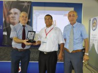 150 bilim adamı İzmir Üniversitesi’nde bir araya geldi