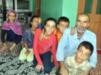 2 Çocukları Zihinsel Engelli Olan Aile Yardım Bekliyor