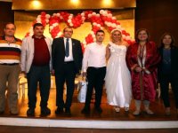 49 çift 90. yılda evlendi