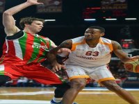 Abercrombie Kaf Kaf'a veda etti