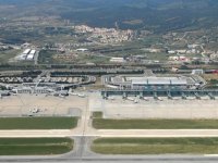 Adnan Menderes Havalimanı pistinde erkek cesedi