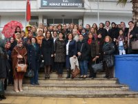 AK Parti İzmir İl Kadın Kolları seçim çalışmalarına Kiraz'dan başladı