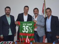 Ak Parti Milletvekili Alpay Özalan, KSK'yi ziyaret etti