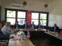 AK Parti'den ''yerel yönetim'' zirvesi