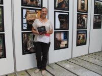 Akdeniz'in mavisi ile beyazını buluşturan sergi