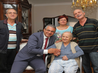 Akpınar'dan ''asırlık çınarlara'' vefa