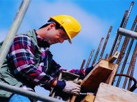 Aliağa'da inşaat işçilerine belge dönemi