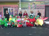 Anaokulunda meyveler, sebzeler defileye çıktı