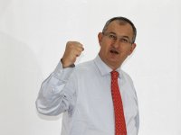 Atilla Sertel’e Rock seçim şarkısı