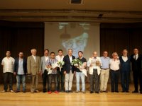 Attila İlhan Karşıyaka'da anıldı