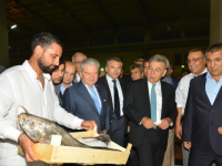 Balık Hali'nde şafak buluşması...