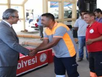 Başkan Akpınar, personeliyle bayramlaştı...