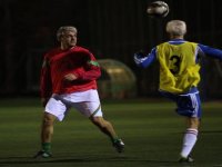 Başkan futbolla stres attı...