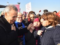 Başkan Kocaoğlu, İzmirli kadınlarla yürüdü...
