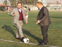 Başlama vuruşunu Başkan Altuğ ile Zeren yaptı