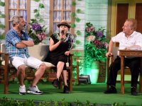 Bayri: Tiyatroda kadının adı yok