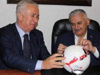 Binali Yıldırım KSK'yi ziyaret etti