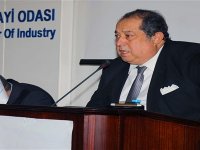 Binalı Yıldırım'ı, Demirel ve Özal'a benzetti