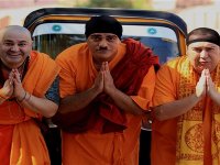 ''Bir Baba Hindu'' ekibi MaviBahçe'ye geliyor